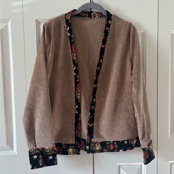 Floral Trim Tan Cardigan - Picture 2 of 9